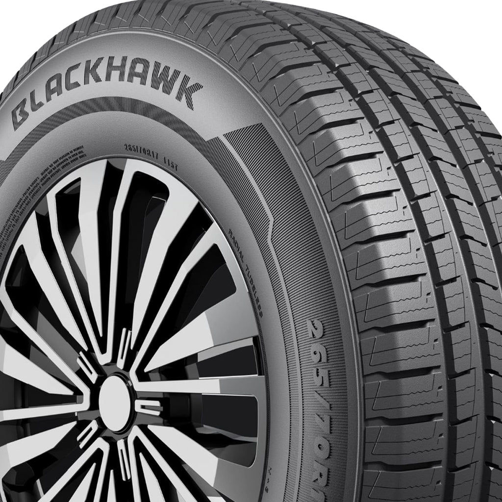 All Season 265/70R18 116T Light Truck Tire Y979832