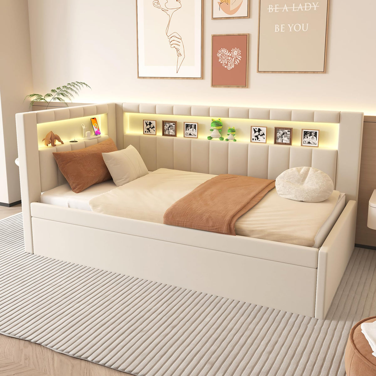 White Twin Size Daybed with Trundle O745